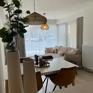 Appartement Zeewaaier 