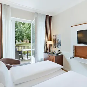 Отель Austria Trend Parkhotel Schoenbrunn, Вена
