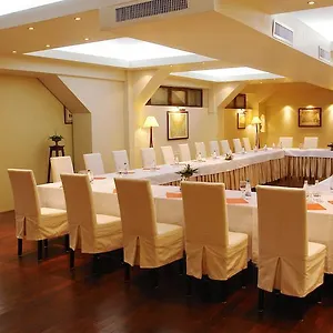 **** Hotel de apartamente Arc De Triomphe România