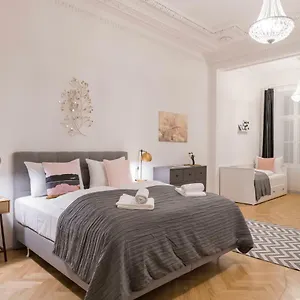 Palais Schottentor Apartamento